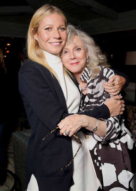 Download Hugging Each Other Blythe Danner Wallpaper | Wallpapers.com