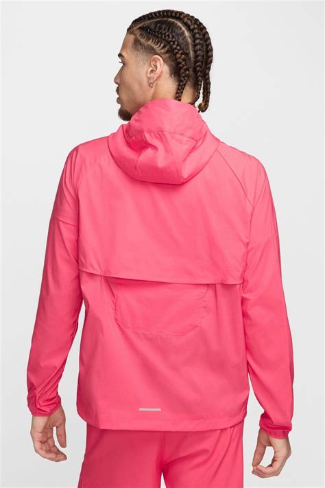 Comprar Rosa - Chaqueta cortavientos ligera para correr de Nike from ...