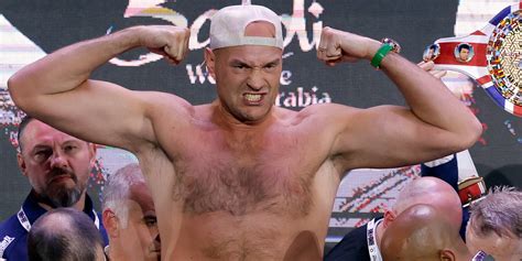 What 'southpaw' and 'orthodox' mean in boxing