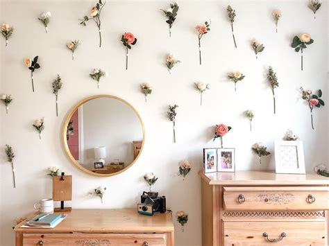 Create a Stunning DIY Flower Wall | Twigandthistle
