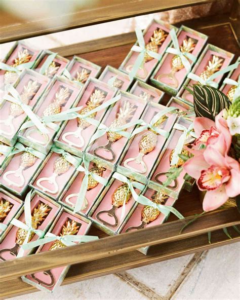 55 Creative Wedding Favors That Will Delight Your Guests
