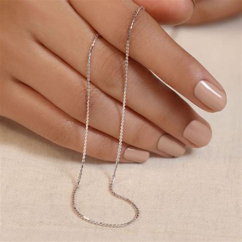 Light Weight Gold Chain Designs