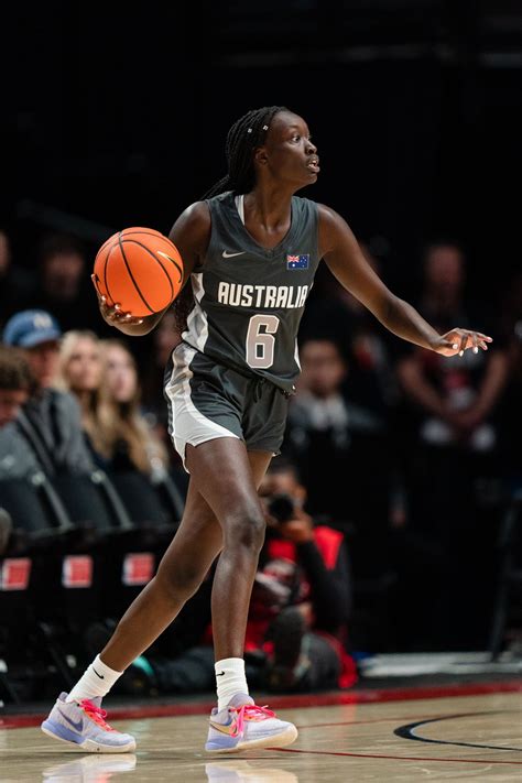 Mikaylah Williams’ three shooting leads Team USA in win over World Select in inaugural Nike Hoop ...