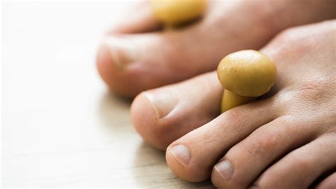 The Magic Way to Stop the Smell of Feet – zeroyet-100 - what is the smell of feet