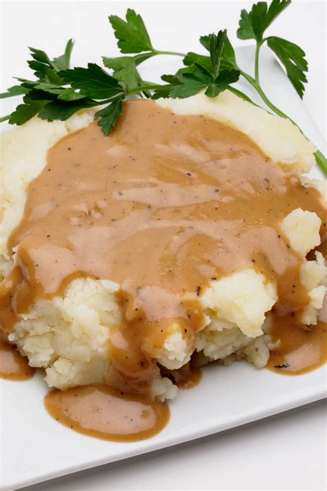 Pork Gravy - IzzyCooking