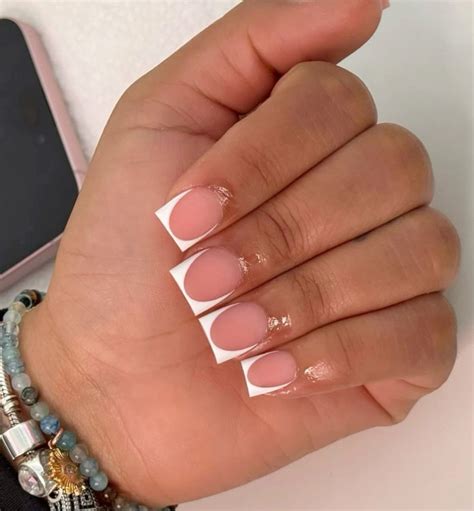 Short French Tip Nails