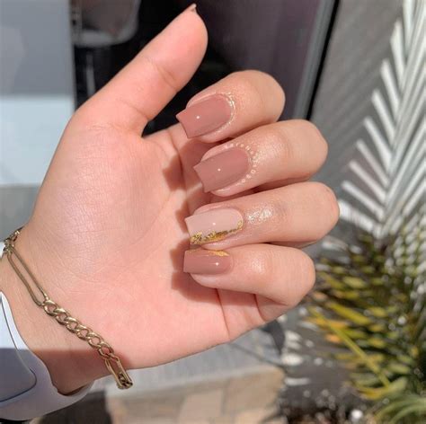 Uñas nude | Manicura de uñas, Manicura, Uñas elegantes y sencillas