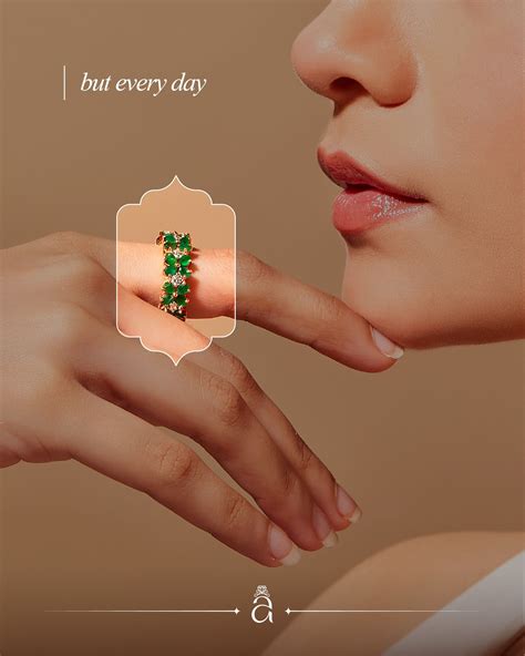 Marketing for Jewelry - aesthetic jewelry in 2025 | Jewelry product shots, Jewelry photography ...