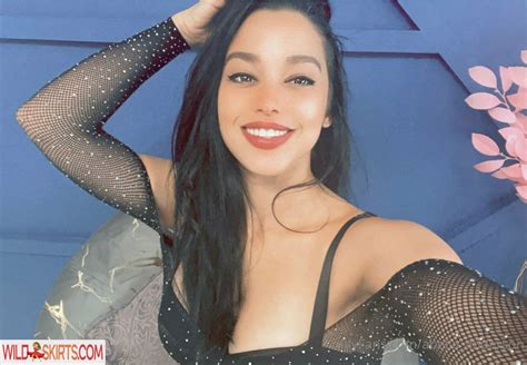 Abella Anderson / abella_anderson / abellaaofficial / ibellaanderson03 nude OnlyFans, Instagram ...