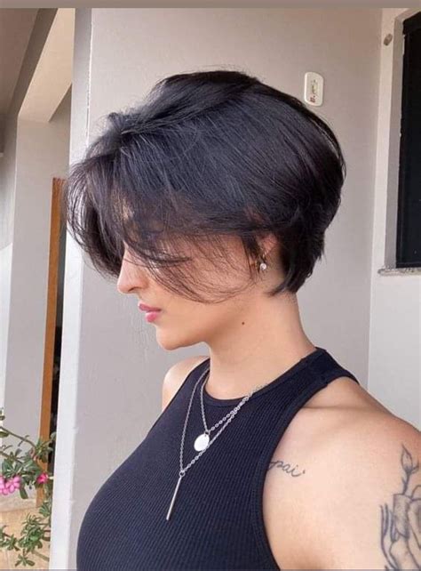17 tomboy short fluffy haircuts to look cool in 2024 – Artofit