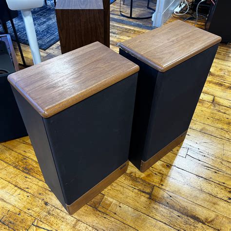 Advent Legacy, Vintage 80s Goodness! – Holt Hill Audio