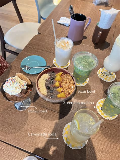 Lazy daisy cafe brunch and bar🍎🧢👚🩵 | แกลเลอรีที่โพสต์โดย __boonyawee ...