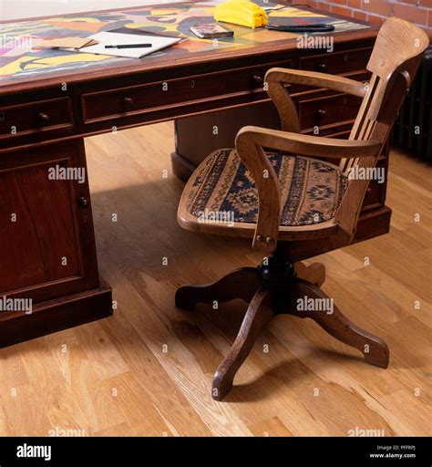 Sale > old desk chair > in stock