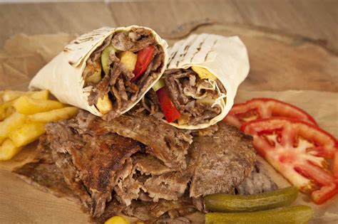 Shawarma vs. Kebab – What’s the Difference?