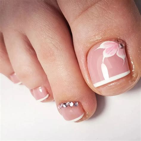 23+ Chic Milky French Pedicure Ideas (2024). - DrExplains | French ...