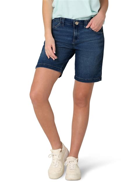 Lee Women's Midrise 9" Chino Shorts, Sizes 0-18 - Walmart.com