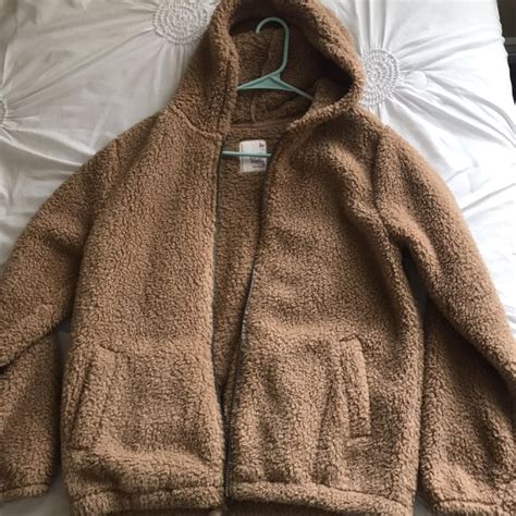 tan/brown sherpa zip up jacket 🧸... - Depop