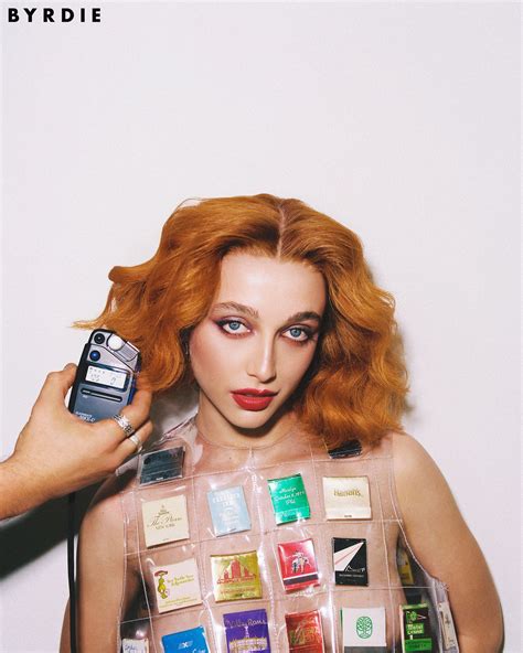 emma chamberlain (@emmachamberlain) • Instagram photos and videos