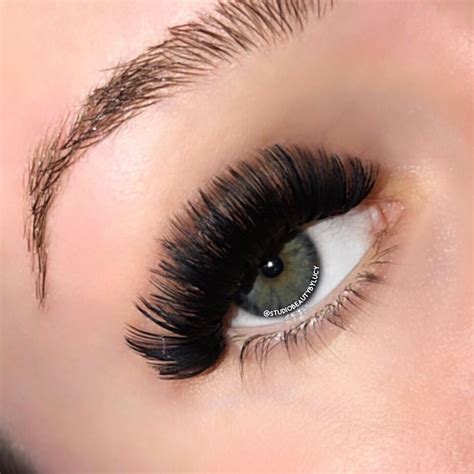 Volume Full Set Lashes Kiss at Jan Tucker blog