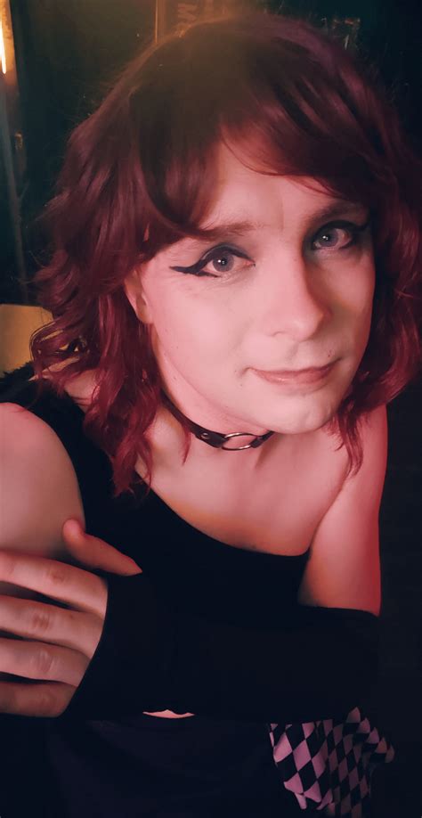Being a feminine boy just fills me confidence 🖤🥲 Just so much fun and ...