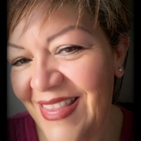 Gloria Bahena - YouTube