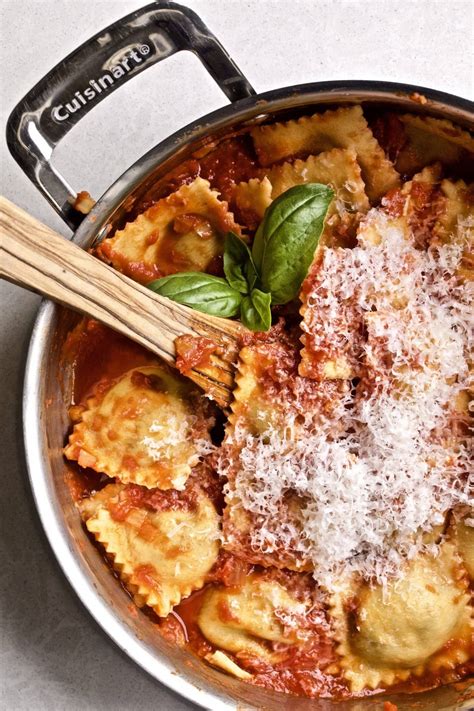What to Serve with Ravioli (50 best side dishes) - Cucina by Elena