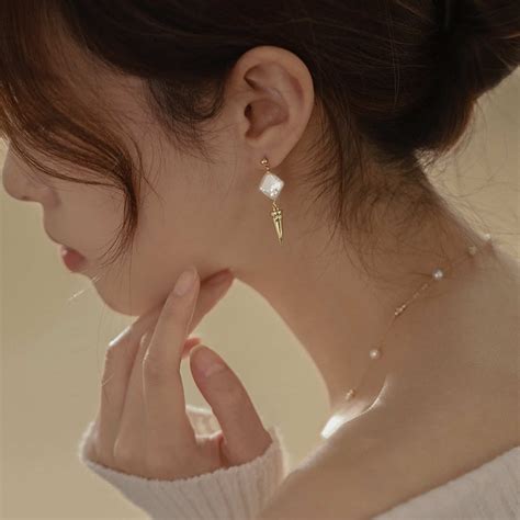 AAA Freshwater Baroque Pearl Earrings Gold Tapered Drop Earrings with ...