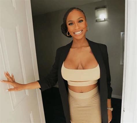 Gorgeous Black Women Prefer BWC : r/blackchickswhitedicks