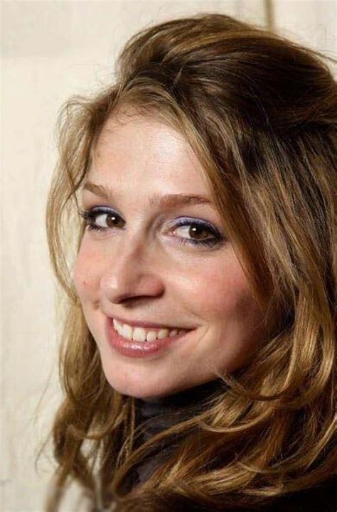 Famous Deaf People | List of Hearing Impaired Celebrities