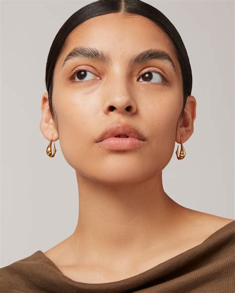 Colette Hoop Earrings - Small - Gold | JENNY BIRD