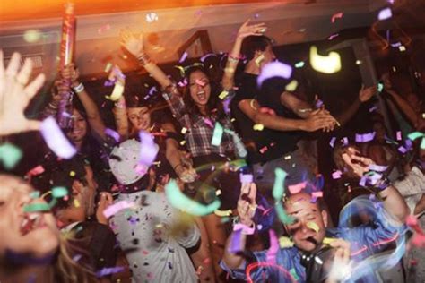 7 Tips to Survive College Parties