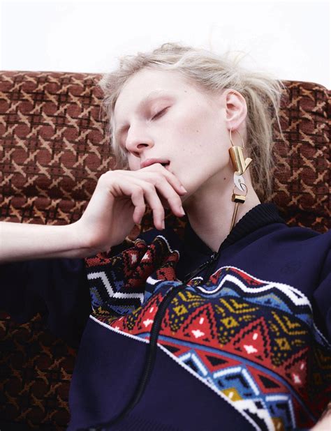 Download Julia Nobis Candid Shot Wallpaper | Wallpapers.com