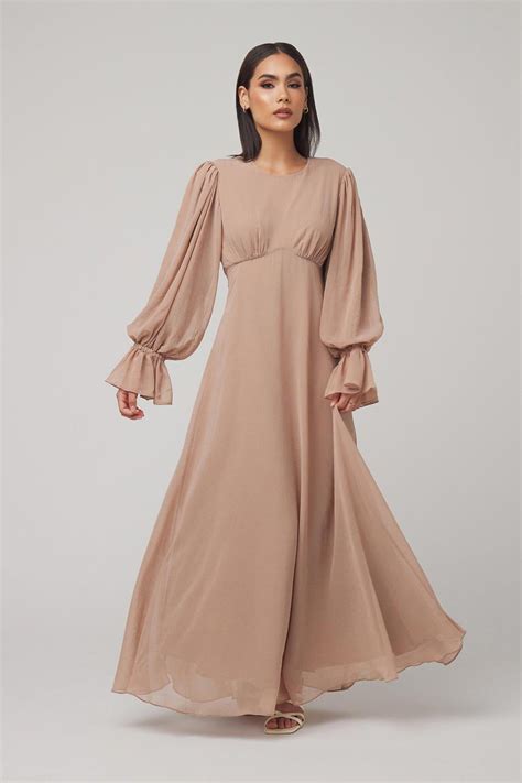 Lynne FLoral Maxi Dress - Tan – Zahraa The Label
