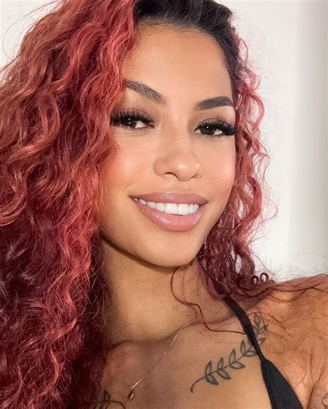 Renata Lima (@the_renatalima) • Instagram photos and videos