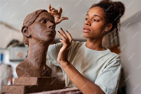Sculpt With Clay