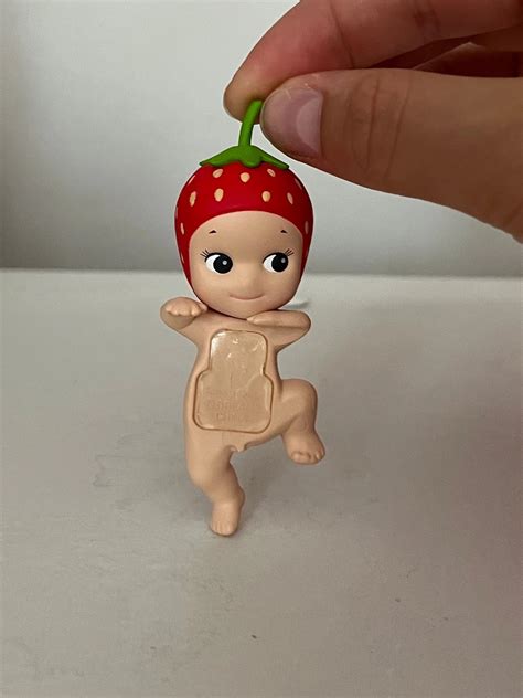 Sonny Angel HIPPERS Harverst Series - Strawberry