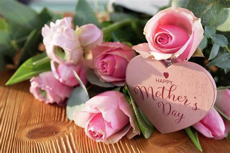 Here's how to order last-minute Mother's Day flowers online