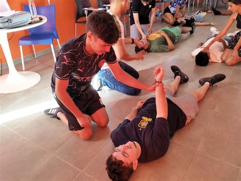 Reanimación y siempre mantener la calma principios del Curso de ...