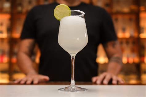 Frozen Margarita Recipe by DrinksWorld