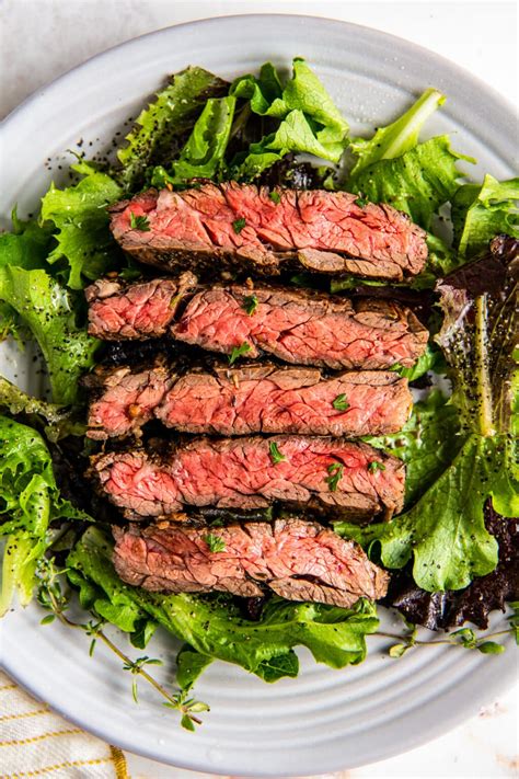 How to Cook Skirt Steak (Easy Skirt Steak Recipe)