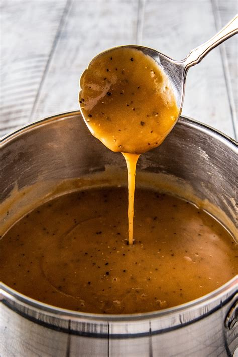 Homemade Brown Gravy (No Drippings!) - Easy Dinner Ideas