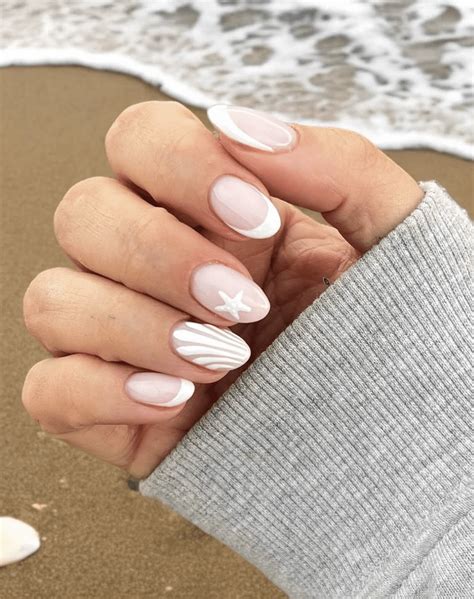 30 Cute Beach Vacation Nails for Warm Weather Inspiration - Cassidy ...