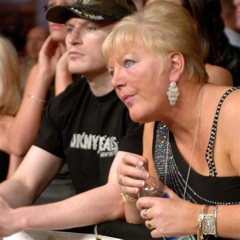 Living 'Life Below Zero' in Kavik, Alaska | Men's Journal - Men's Journal