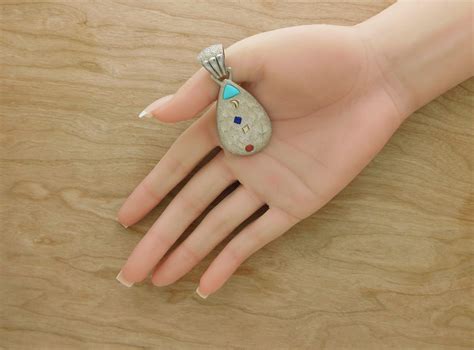 TUCSON INDIAN JEWELRY | ANDREW REDHORSE ALVAREZ Pendant