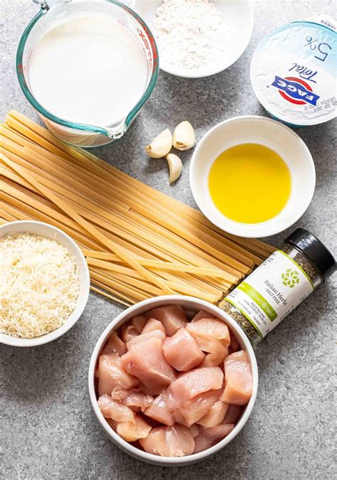 Healthy Chicken Alfredo - Recipe Runner