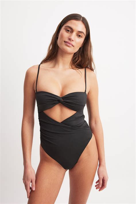 Cut Out Swimsuit Black | NA-KD