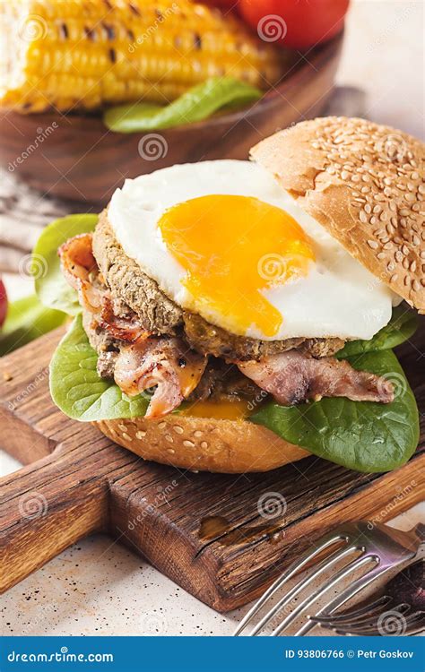 Homemmade Bacon Hamburger with Fried Egg Stock Photo - Image of lettuce ...
