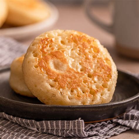 Easy Crumpets Recipe Without Yeast | Deporecipe.co