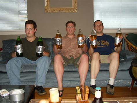 15 Drinking Games College Taught Us to Play like a Champion | eBaum's World