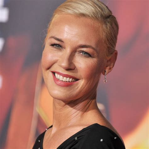 Kate Beckinsale, 50, causes a stir as in poses nude in the bath for ...